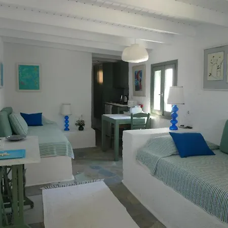 Niriides Resort Gythio Room photo