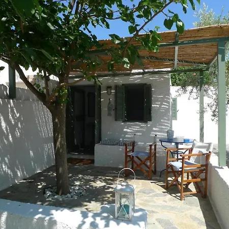 Niriides Resort Gythio Room photo